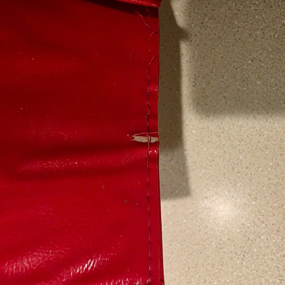 Vintage Wallet Red Patent Kiss Lock Zippered Clutch Organizer